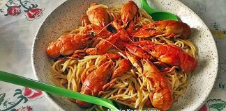 Καραβιδομακαρονάδα της Μαρίας Κοσκινιώτου