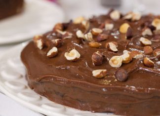 Το φοβερό κέικ Nutella με 3 υλικά