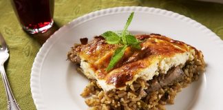 Αρνάκι ψημένο στο Γιαούρτι