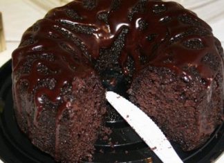 Υπέροχο κέικ διαίτης με σοκολάτα και λίγες θερμίδες