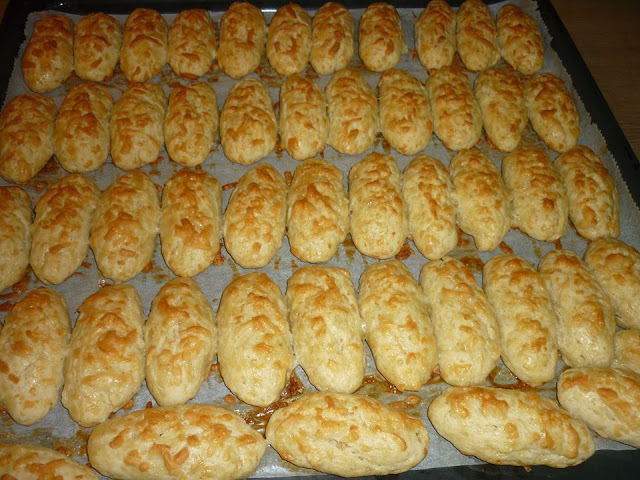 almira koulourakia Αλμυρά κουλουράκια