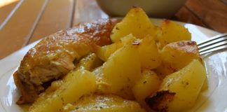 Κοτόπουλο με πατάτες στον φούρνο !! Σταθερή Αξία! Κοτόπουλο με πατάτες στον φούρνο