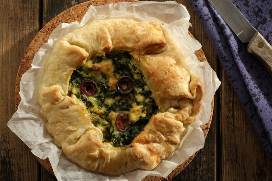 Greek-Spinach-Kalamata-Olive-Tart-930x620