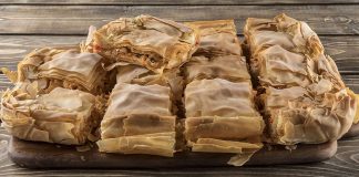 Κοτόπιτα με τραγανό φύλλο…Ναξιώτικη κοτόπιτα Ναξιώτικη