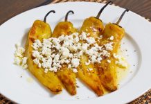 Ψητές πιπεριές με φέτα…απλό και νόστιμο