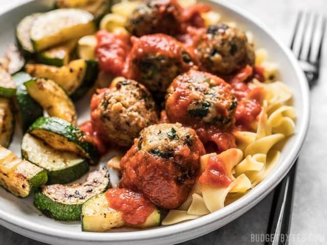 Spinach-and-Feta-Turkey-Meatballs-front-640x480