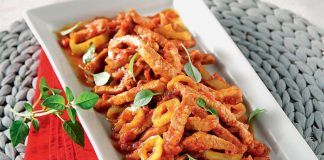 Χοιρινά μπριζολάκια με πιπεριές