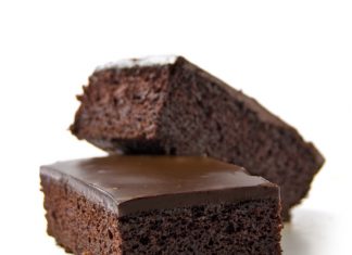 Σοκολατόπιτα με πορτοκάλι….Βιολογική