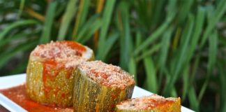 Κολοκυθάκια στο φούρνο με ντομάτα