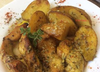 Φιλέτο κοτόπουλο με φρέσκιες πατάτες στον φούρνο