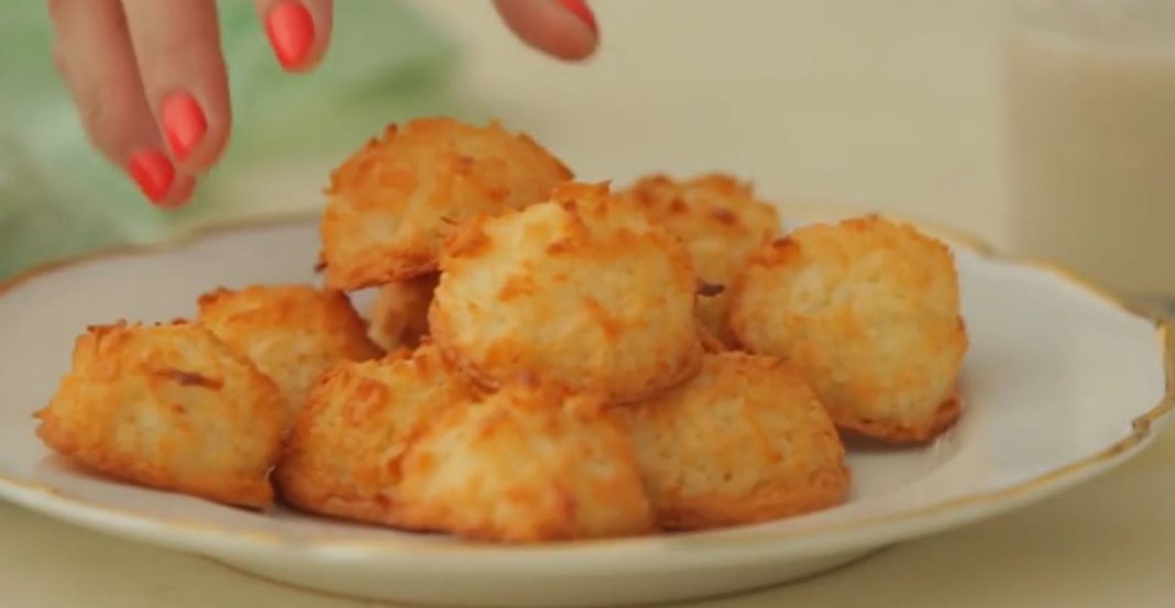 μακαρόν με καρύδα