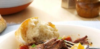 Κρέας Μοσχάρι με Πατάτες και Λαχανικά