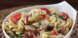 Σαλάτα με Κοτόπουλου και Σπανάκι