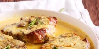 Χοιρινό ψητό κρέας με σάλτσα μουστάρδας