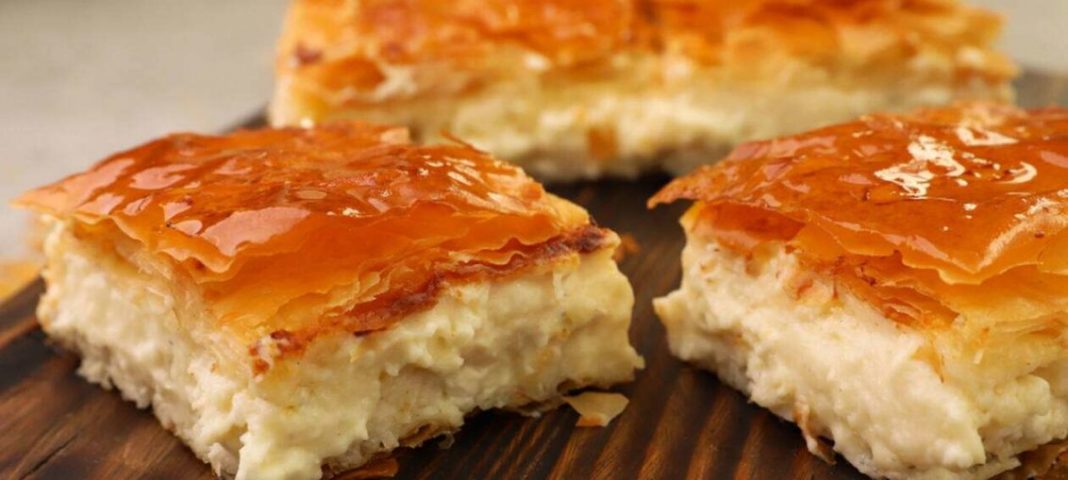 Μπουγάτσα Με Τυρί