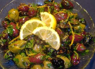 μαριναρισμένες ελιές