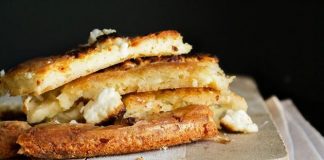 Μπατζίνα, Παραδοσιακή Πίτα Θεσσαλίας