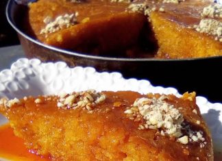 Γλυκό σιροπιαστό με καραμέλα