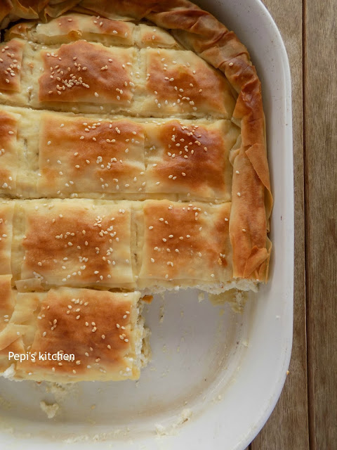 TYROPITA ME BECHAMEL (8)