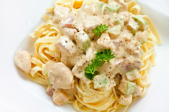 Tagliatelle-with-Chicken-and-Feta-sauce
