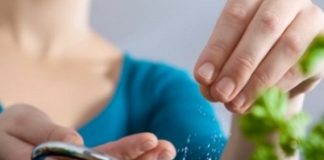 Σας Έπεσε Παραπάνω Αλάτι στο Φαγητό; Τρεις Τρόποι για να το Σώσετε!