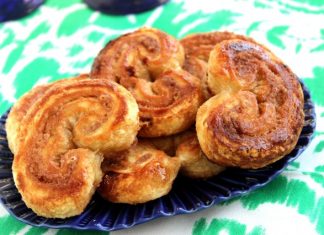 Palmiers με κανέλα και ζάχαρη