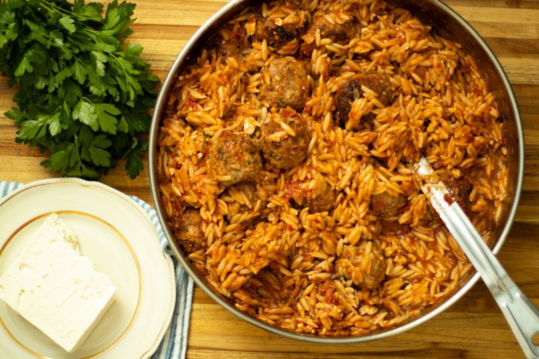 keftedes-youvetsi-1_orig