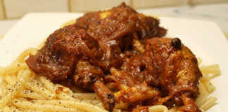 Κοκκορας με χοντρο μακαρονι