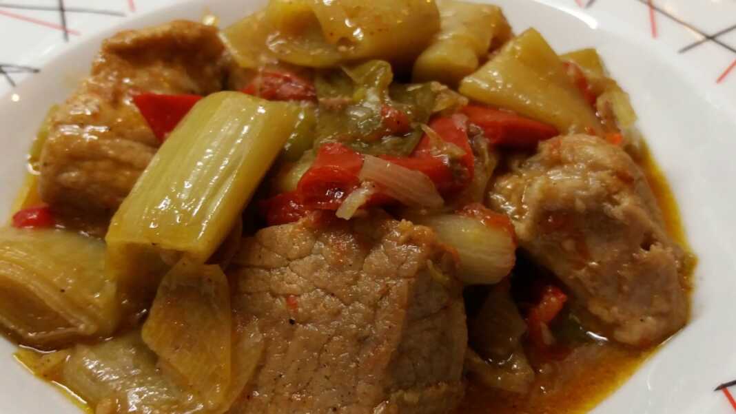 χοιρινό με πράσο