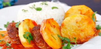 Κεφτέδες με πατατες φουρνου