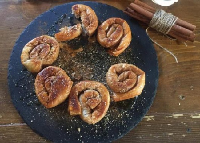 Σουσαμοπιτακια Σουσαμοπιτακια