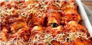 κανελόνια με κιμά και ανθότυρo