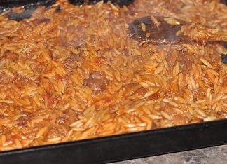 Κοτόπουλο με κριθαράκι