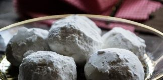 κουραμπιέδες λαδιού από το Αηδονοχώρι Σερρών