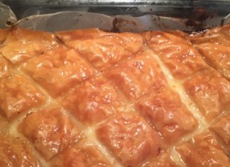 Γαλακτομπούρεκο