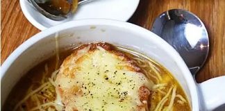 κρεμμυδόσουπα