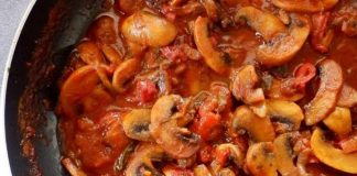 Μανιτάρια Κοκκινιστά