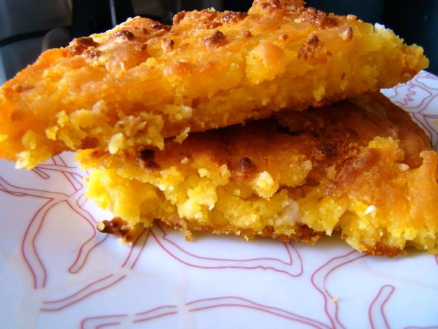 μπατζινα με καλαμποκαυλευρο Μπατζίνα με καλαμποκάλευρο