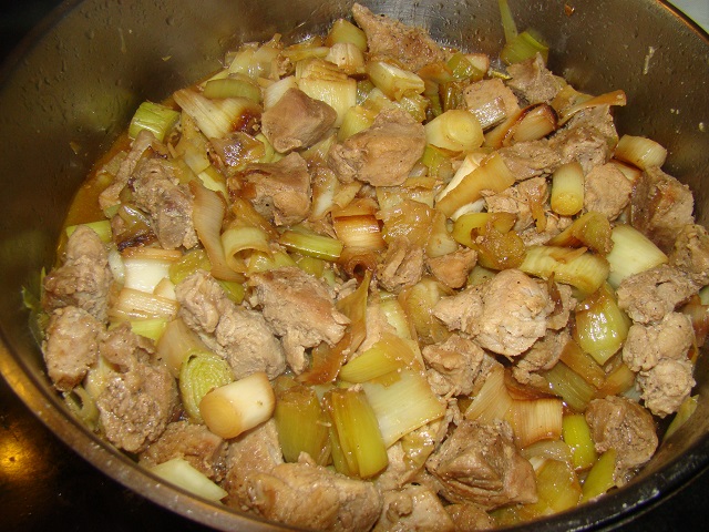 χοιρινό με πράσα