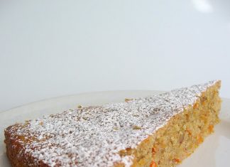 Κέικ Καρότου με καρύδια