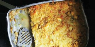 Κριτικό Μπουρέκι με μυζήθρα