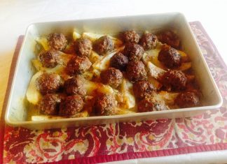 Κεφτέδες με πατάτες λεμονάτες