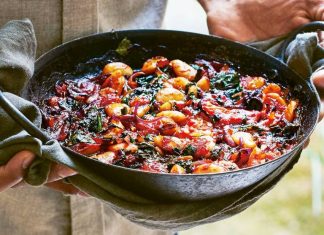 Φασόλια γίγαντες Φούρνου (με ένα υλικό που κάνει την διαφορά)