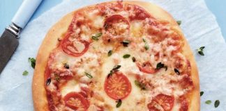 Πίτσα γιαουρτιού μαργαρίτα Πιτσα γιαουρτιού μαργαρίτα