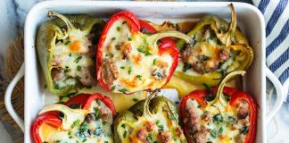 Πιπεριές Γεμιστές κιμα αρνιού