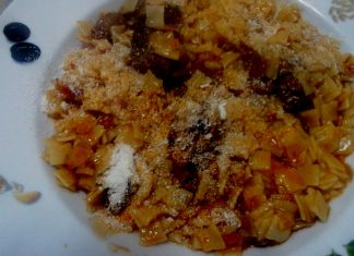 Γιουβέτσι με Χυλοπιτες