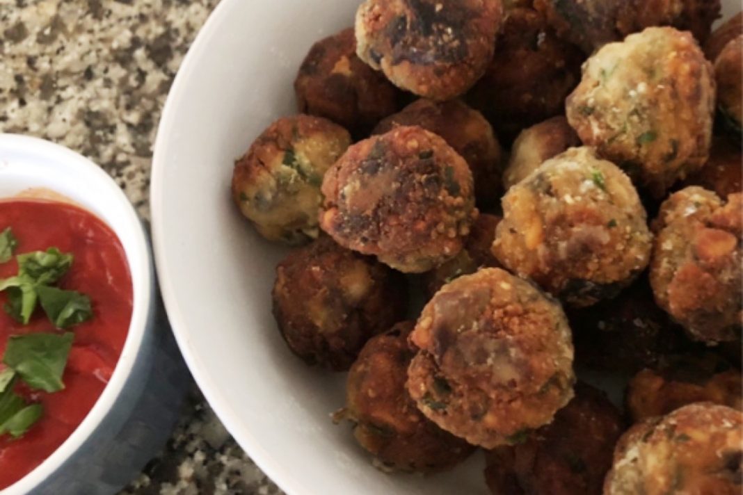 Κεφτέδες Μουσακά