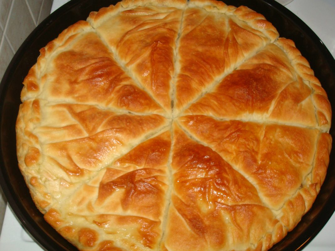 Νόστιμη εύκολη και τραγανή κομαδόπιτα