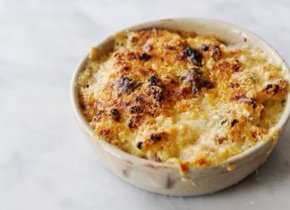 Μακαρόνια με Βασιλικό και Σκόρδο