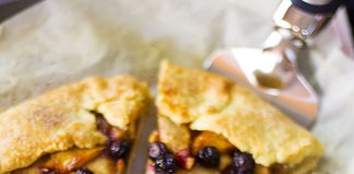 Πίτα με Mήλο και Αχλάδι